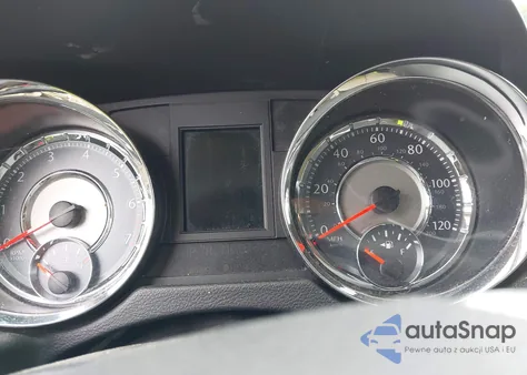 2013 Chrysler Town & Country Touring z USA, uszkodzony, nr VIN 2C4RC1BG7DR555957